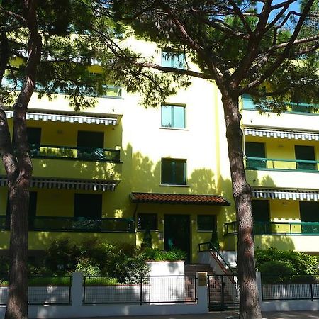 Residence Pineta - Agenzia Cocal Καόρλε Εξωτερικό φωτογραφία