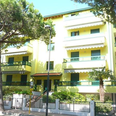 Residence Pineta - Agenzia Cocal Καόρλε Εξωτερικό φωτογραφία